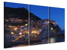 3-piece-canvas-print-at-night-in-cinque